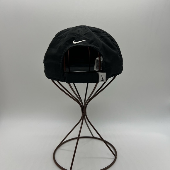Nike Classic Black Hat with White Swoosh - Picture 3 of 8